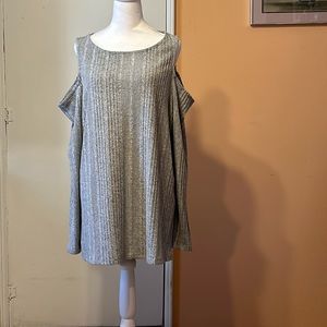 18/20 Lane Bryant Cold Shoulder Gray